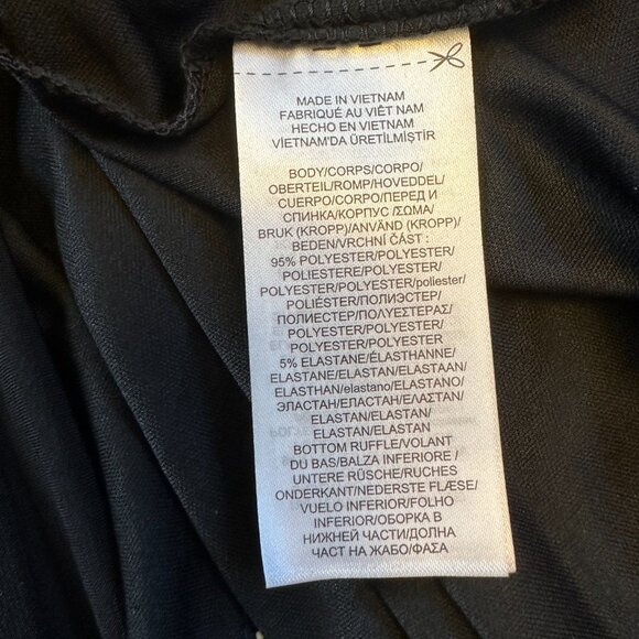 Little black dress - Picture 5 of 5